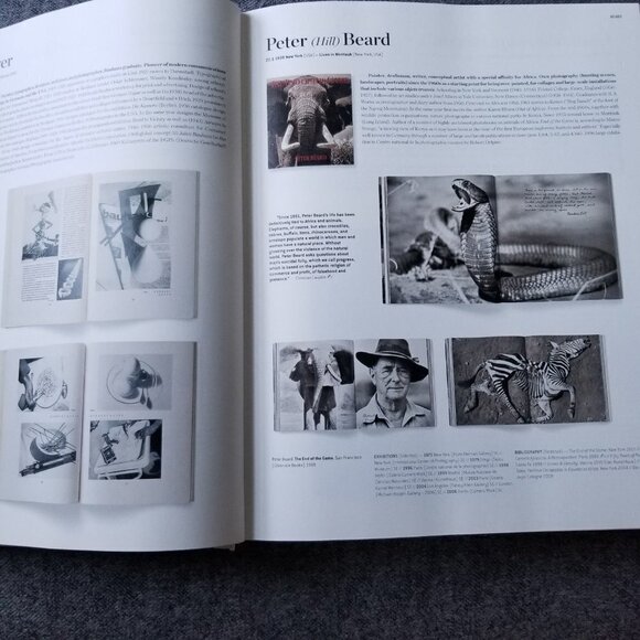 Taschen Photographers A-Z by Hans-Michael Koetzle Hardcover, 2011 1st Edition - Picture 7 of 16